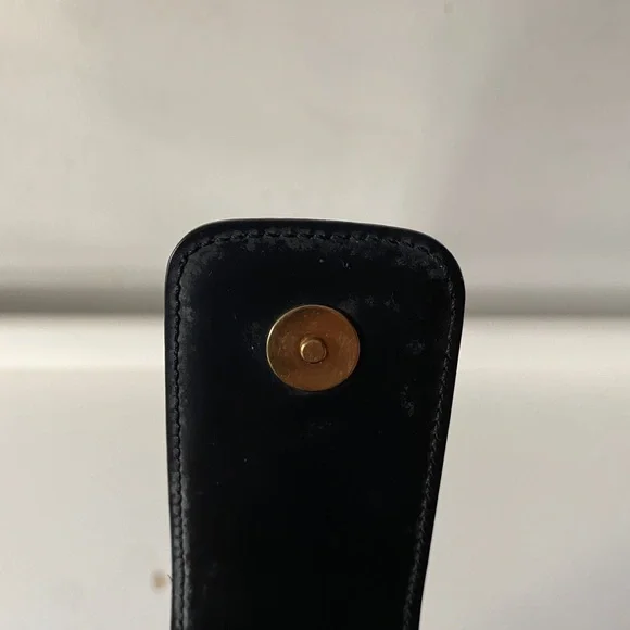 Louis Vuitton Reverie Leather Bag - Picture 8 of 16